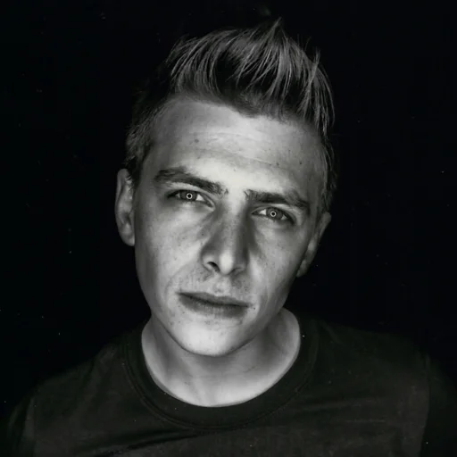 Charlie Etienne avatar